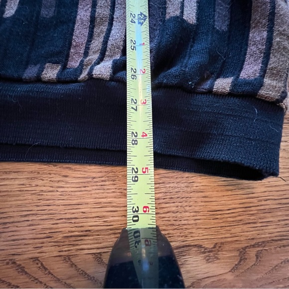 ⭐️ Vintage Tundra Canada Coogi Geometric Black Brown Sweater LARGE - Picture 7 of 8
